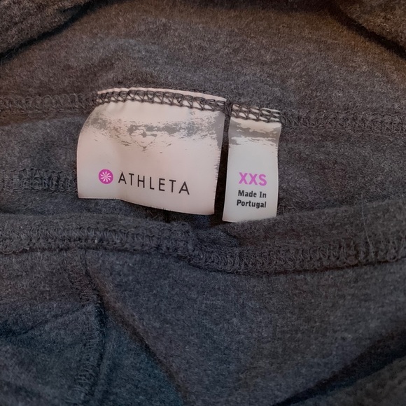 Capris - Picture 5 of 5